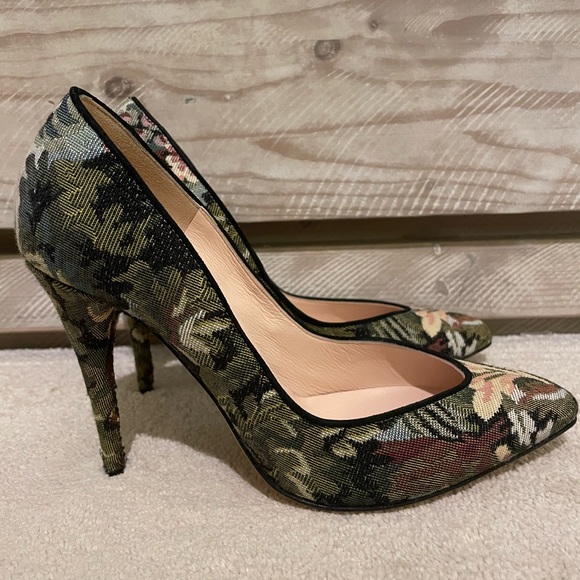 🌟Carven Toile Heels - Picture 3 of 5